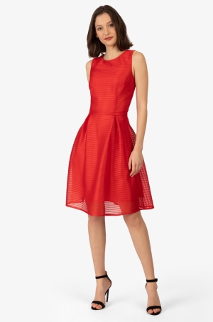 Apart női ruha ujjatlan,derékban szabott,öves