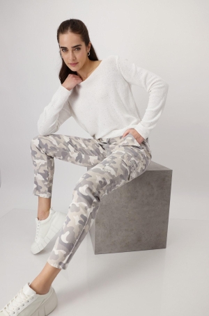 Monari női nadrág, svédzsebes, szárán zsebes