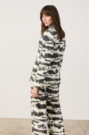 Taifun női blézer, karcsúsított, zsebes, 1 gombos