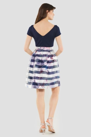 Swing női ruha koktél,csíkos,csillámos taft