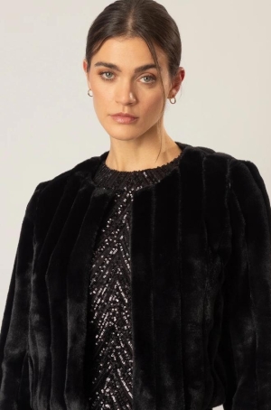 Apart női kabátka, chanel, szőrme, 3/4-es ujjú