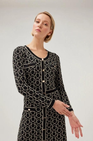 Leo & Ugo női ruha, kötött, díszgombos, hosszúujjú, karcsúsított