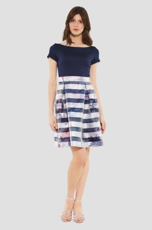 Swing női ruha koktél,csíkos,csillámos taft