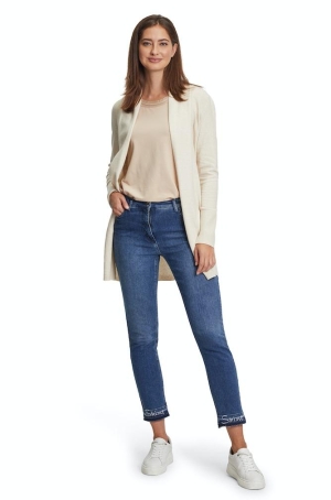 Betty Barclay női nadrág, 5 zsebes farmer, szárán strasszos felirat