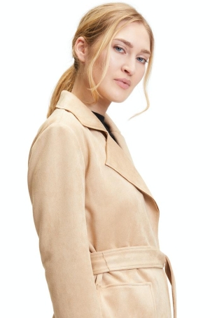 Betty Barclay női kabát, velúr, öves, rátett zsebes