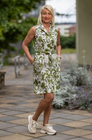 Le petit női ruha ujjatlan,öves,ingruha