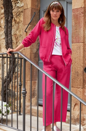 hajo női kabátka, chanel, cipzáros, alul megkötős, rávarrt zsebes, lenhatású