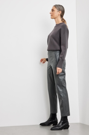 Gerry Weber női nadrág, svédzsebes, textilbőr, bő fazon, gumisderekú