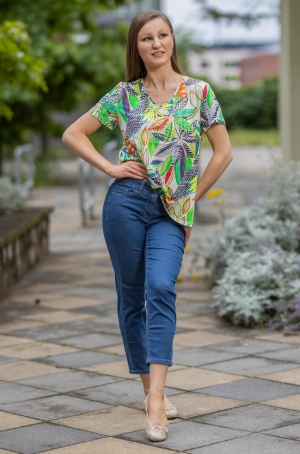 Léo & Ugó női felső rövidujjú, hátul fodor az alján