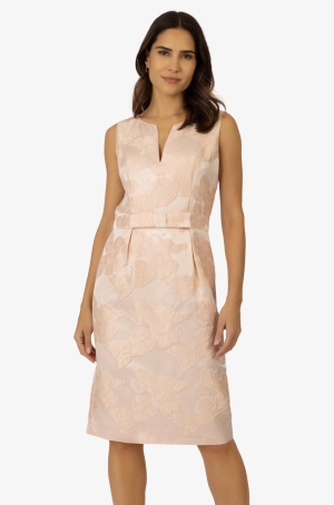 Apart női ruha, ujjatlan, brokátmintás