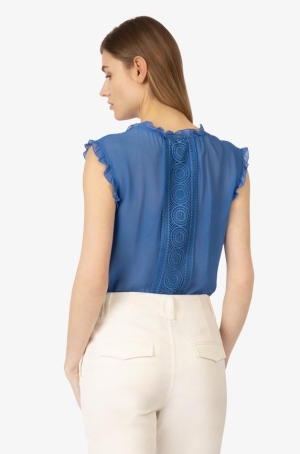 Apart női felső ujjatlan,elől megkötős,