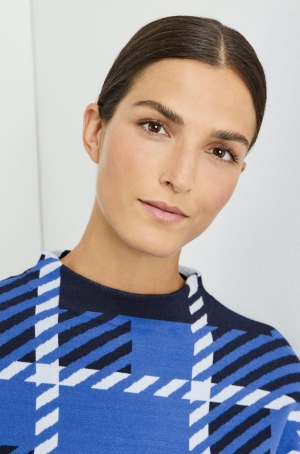 Gerry Weber női pulóver, tubusnyakú, egyenes, hátul hosszabb