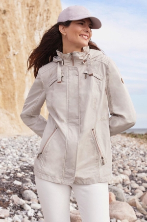 Gil Bret női dzseki, technikai, kapucnis