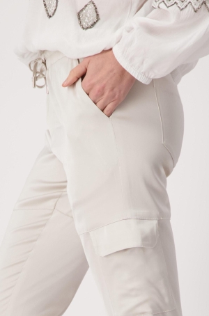 Monari női nadrág, szatén, oldalzsebes, szárán gumis