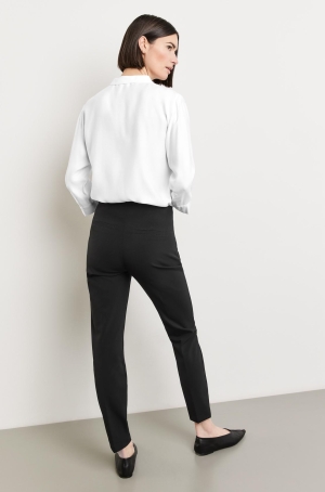 Gerry Weber női nadrág élvarrott,gumisderekú,cipzáros zsebű