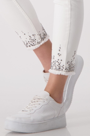 Monari női nadrág, 5 zsebes, szárán rojtos-köves